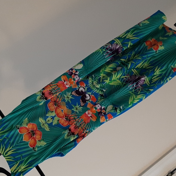 Cache tropical print sleeveless sheath dress. - Picture 4 of 5